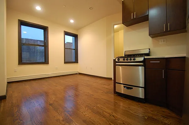 Rented by Bohemia Realty Group | media 33