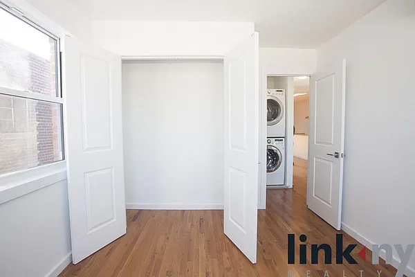 Rented by Link NY Realty | media 16