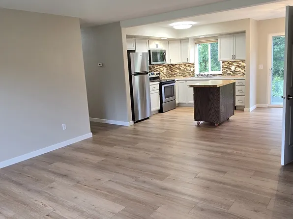 345 E Victor Cir APT A, Wasilla, AK 99654