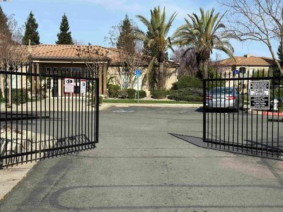 4200 E Commerce Way UNIT 2324, Sacramento, CA, 95834