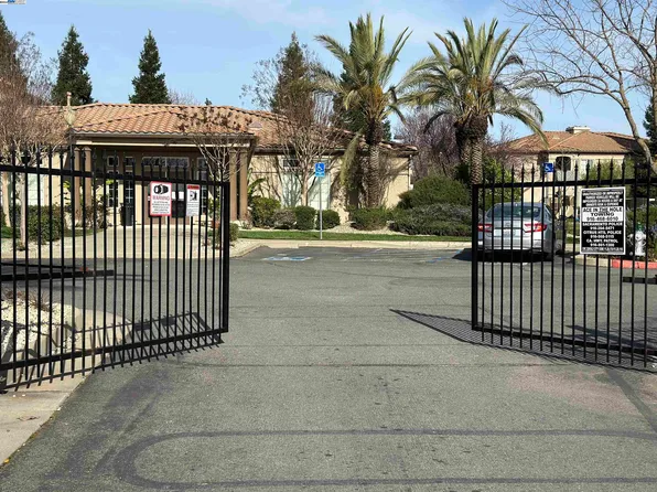 4200 E Commerce Way Unit 2324, Sacramento, CA 95834