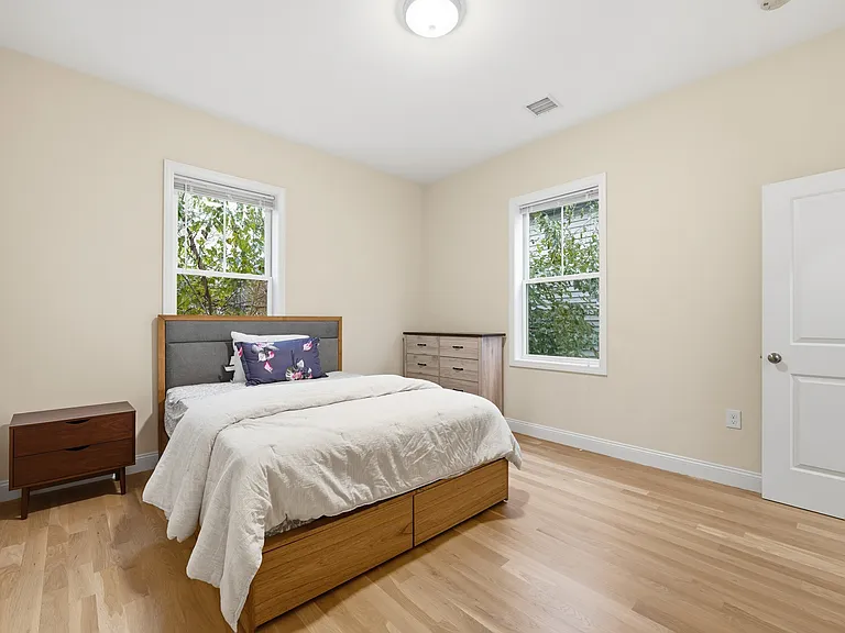 77 North St #77 — Photo 15