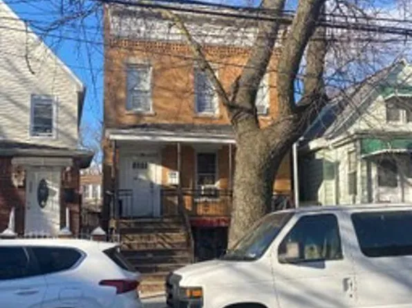 3420 100th St #2, Corona, NY 11368