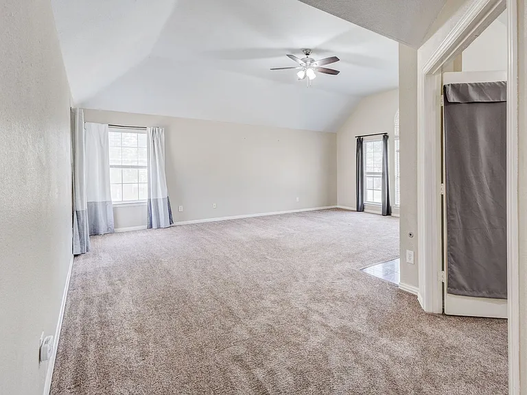 4133 Williams Ct — Photo 12