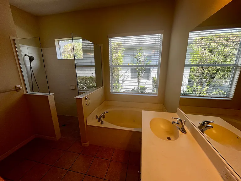 4726 Claremont Park Dr — Photo 26