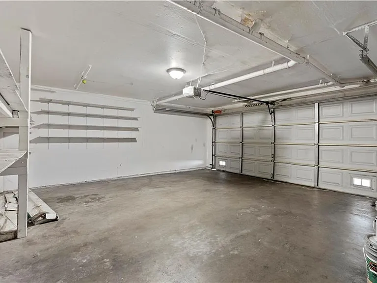 13243 Vanowen St #3 — Photo 17
