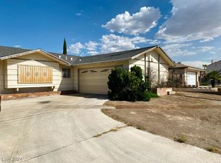225 S Cimarron Rd, Las Vegas, NV 89145