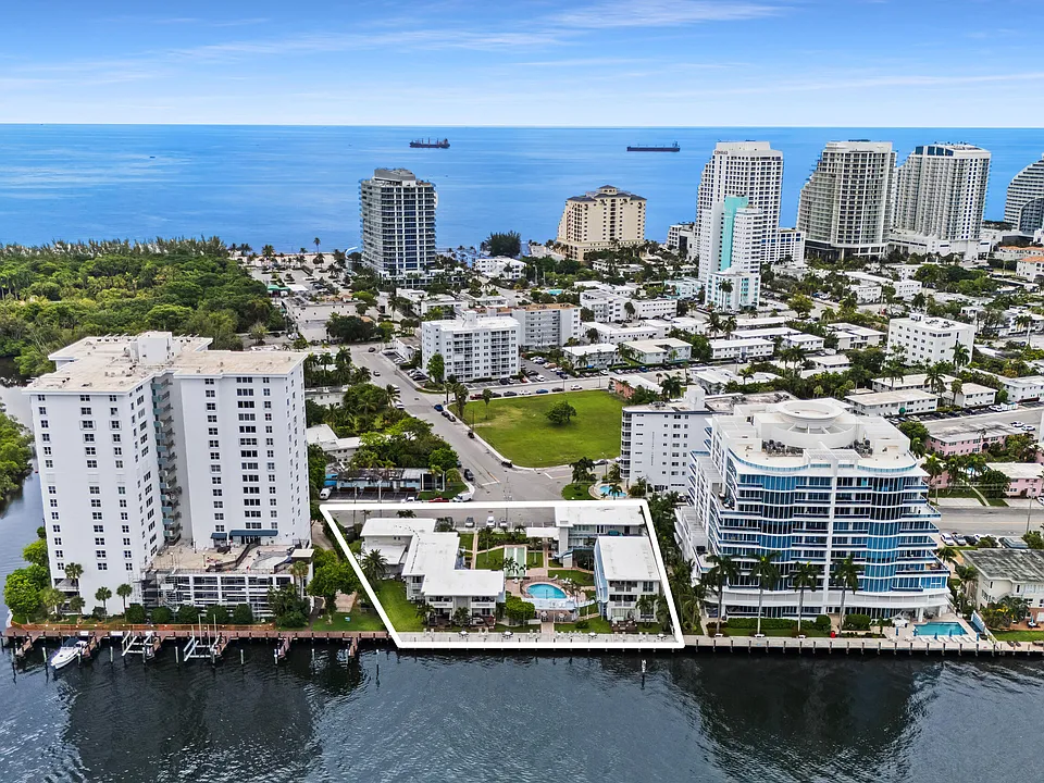 741 Bayshore Dr #16N