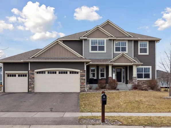 4710 Prairie Trl N, Hugo, MN 55038