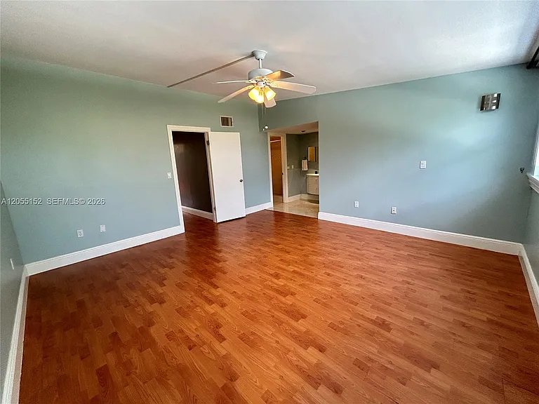 14110 Kendale Lakes Cir — Photo 44