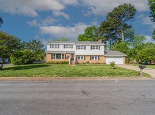 4601 W Ferry Plantation Cir, Virginia Beach, VA 23455