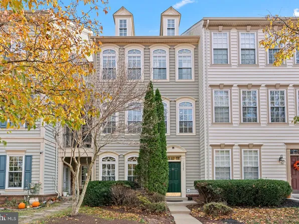 10423 Rifle Rd, Bristow, VA 20136