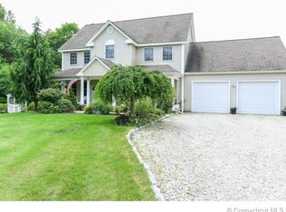 31 Porter Pond Rd, Moosup, CT 06354