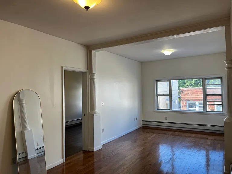 56 Spring St — Photo 4
