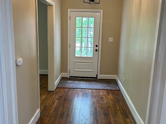 5th image of 323 Crescent Rd