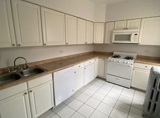 548 Elmwood Ave APT 3, Evanston, IL 60202