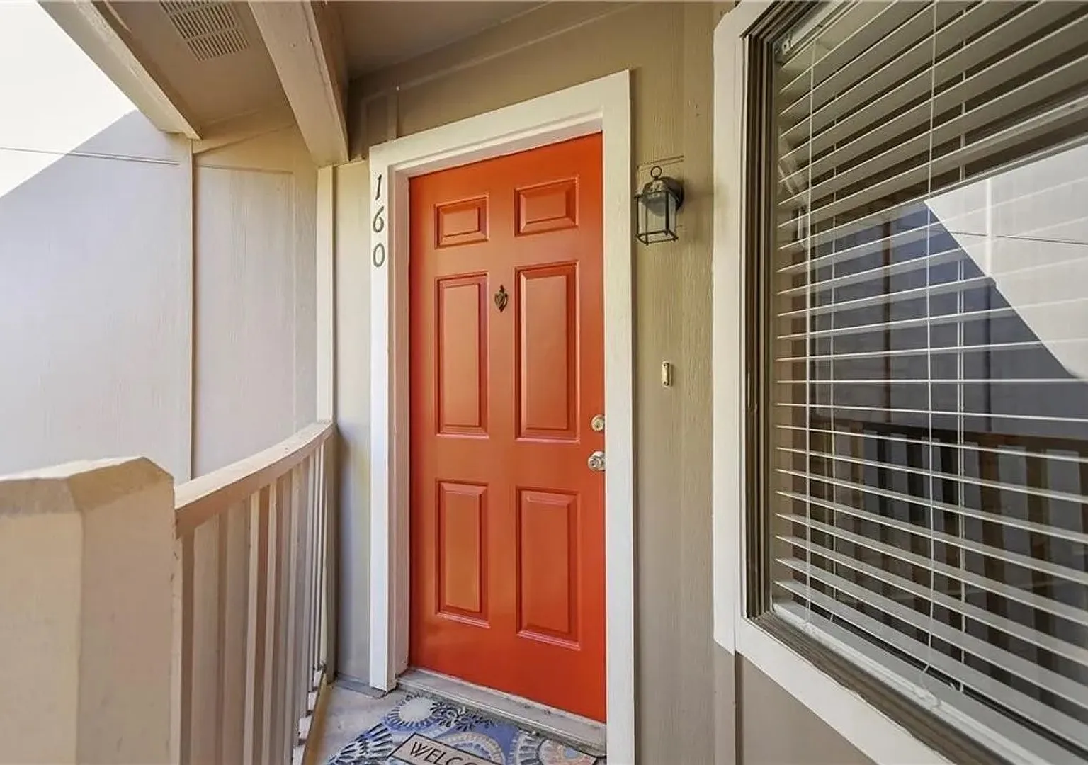 Room in 2 Bedroom Home in Austin — Photo 1