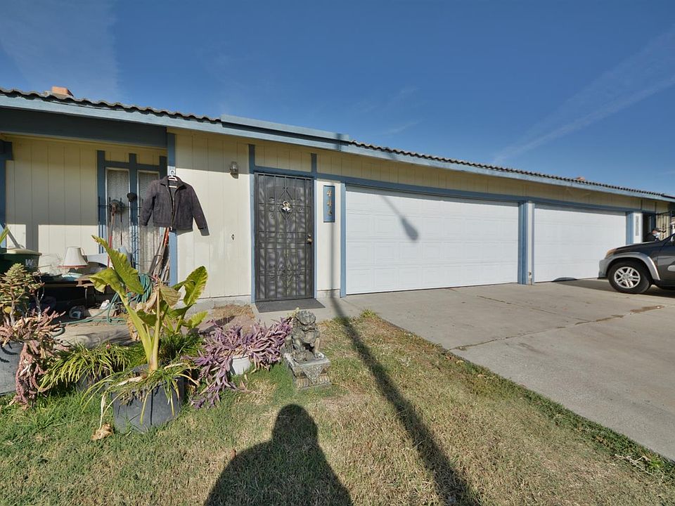 1st image of 444 Jill Cir