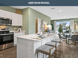 664 Celtic Dr, Jacksonville, FL 32218