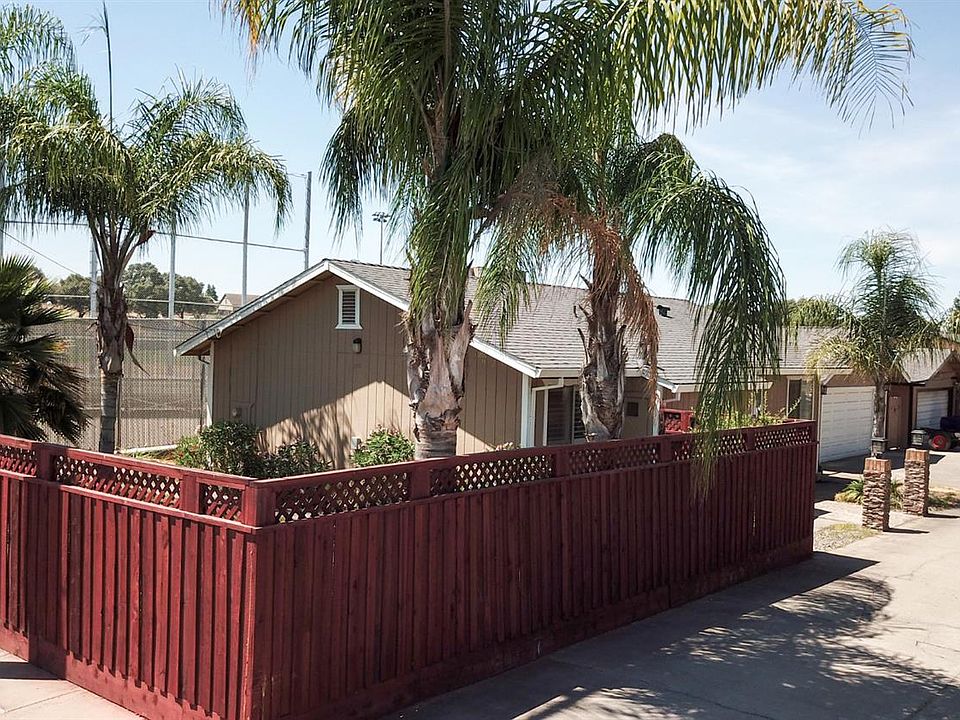 1st image of 350 Hinkley Ave