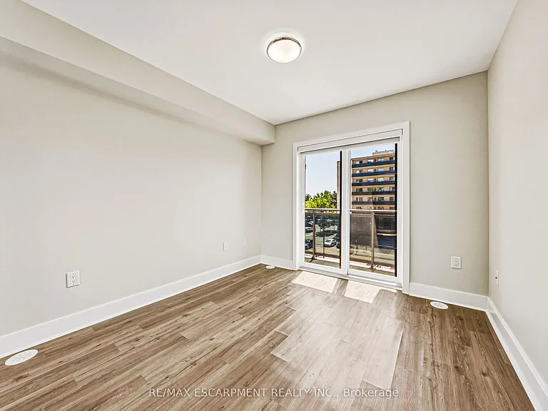 2061 Prospect St #214 — Photo 17