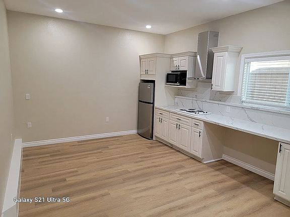 5th image of 3200 Toopal Dr