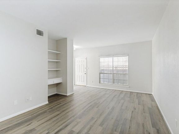 5th image of 2626 Holly Hall St APT 605