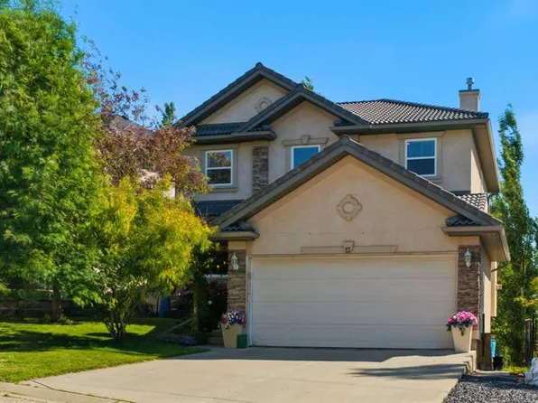 12 SW Edgeridge Grn NW, Calgary, AB T3A 6A9