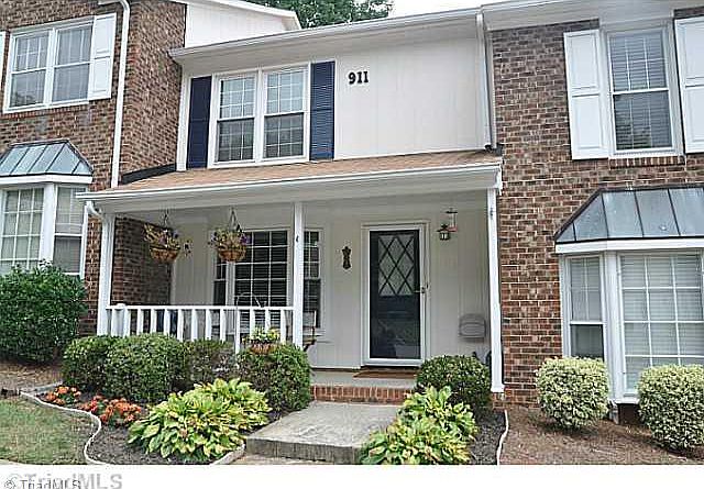 1st image of 911 Shelby Dr APT C