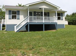 230 Phillips Village Rd, Pioneer, TN 37847