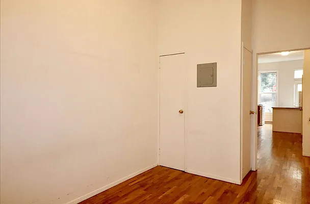 Rented by MySpaceNYC | media 20