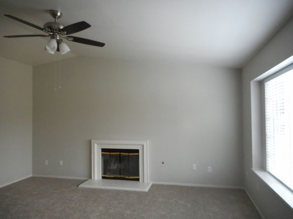 2211 W Sweet Ct