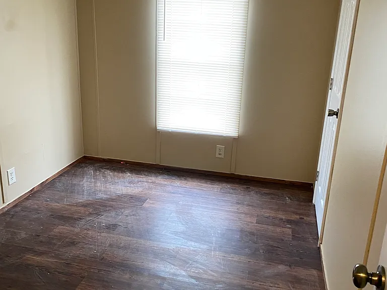 Pelican Estates — Photo 8
