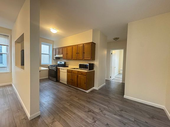 2nd image of 21-32 36th St #2