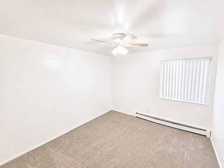 Aspen Leaf Apartments — Photo 10