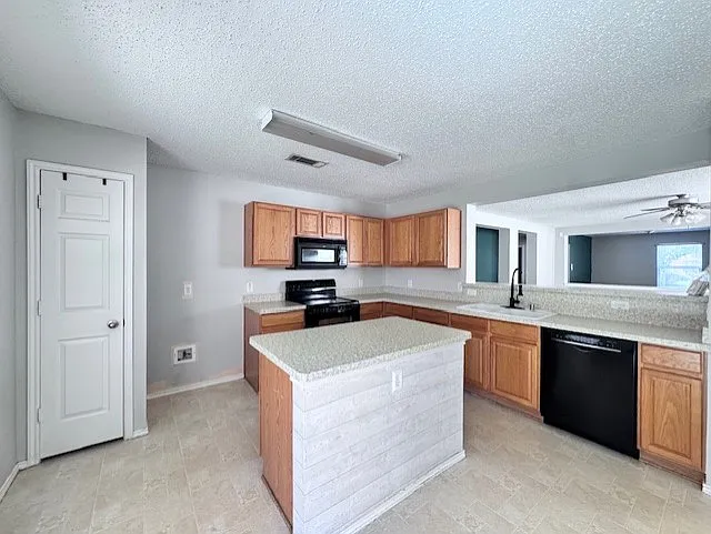 7109 Bountiful Grove Dr — Photo 9