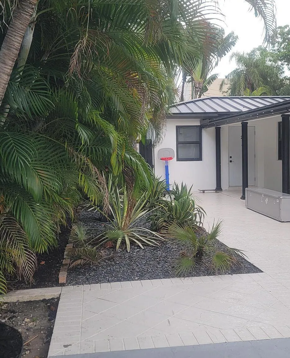 2 bed, 2.0 bath, 1325 sqft, $2,800 — Photo 4