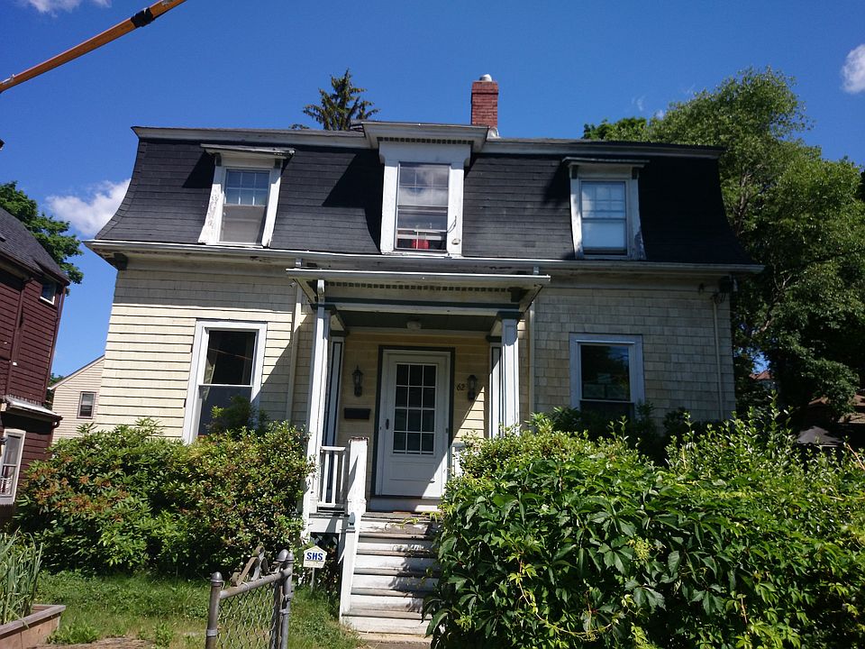 2nd image of 62 Bailey St