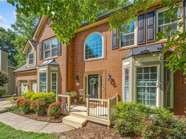 1313 Cobblestone Ln, Woodstock, GA 30189