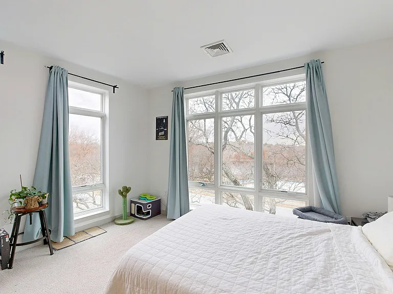 180 Telford St #321 — Photo 7