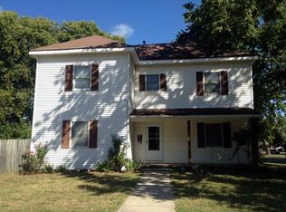 504 W Cherry St, Nevada, MO 64772