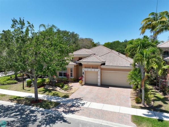 7501 NW 115th Ter, Parkland, FL 33076