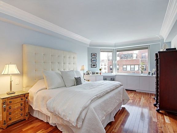 5th image of 12 Beekman Pl #12A