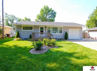 1715 Connie Rd, Lincoln, NE 68502