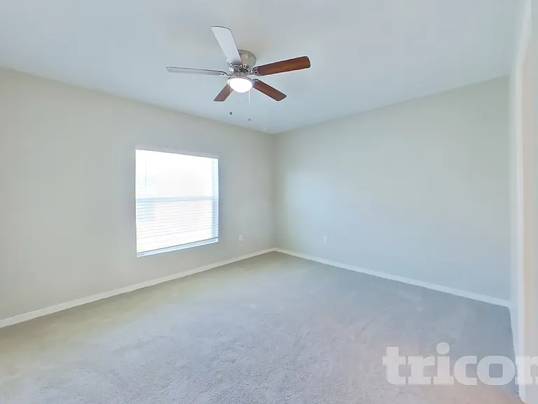 226 Amber Way — Photo 5