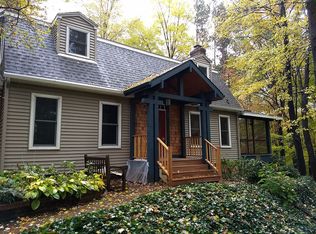 3300 Sourek Rd, Akron, OH 44333