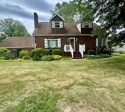 3rd image of 1591 Frontage Drive