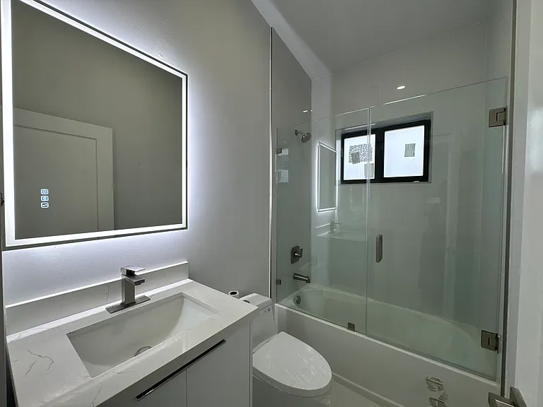 1882 Coral Point Dr — Photo 30