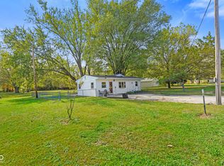 4987 Aqua Isle Rd, Nashville, IN 47448