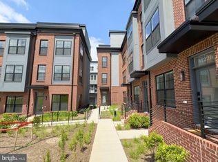 11232 Bunsen St, Reston, VA 20190